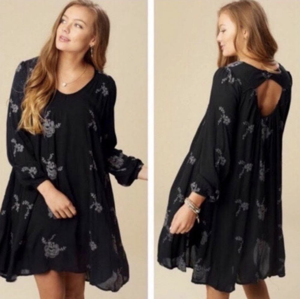 Altar'd State olive green embroidered floral dress size small